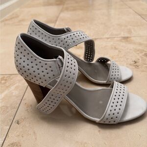 ECCO Omak Perforated Leather High Heel Sandals Off-White Size 40